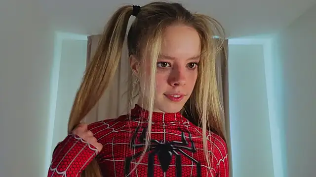 Chat XXX en directo de TiffinyMergist