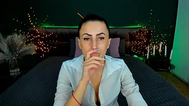 Rebecca_Diamond: απευθείας συνομιλία ΧΧΧ