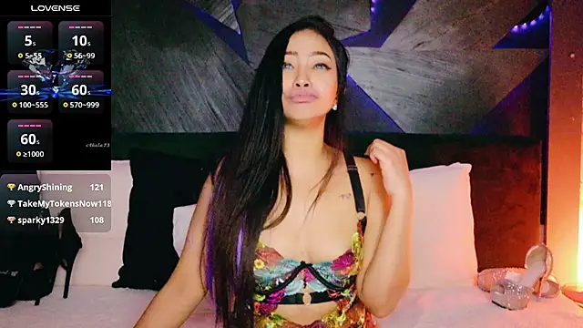 ElyaQuinn's Live XXX Chat