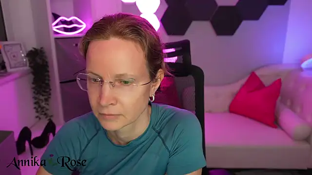 AnnikaRose's Live XXX Chat