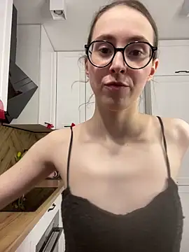 MartiniiSelenna's Live XXX Chat