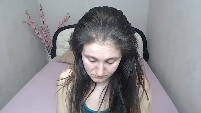 Holliy_Cooper Live XXX-Chat