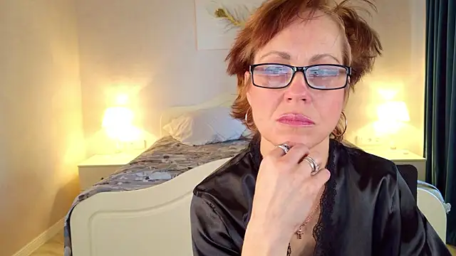 Вебкам-шоу LioraWeiss