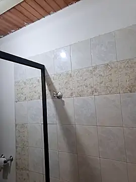 violeta_blaze1 现场XXX聊天