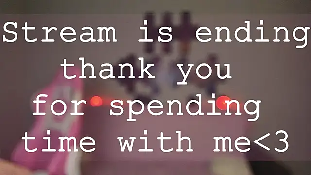 EvaxCharmのライブXXXチャット