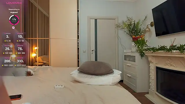 Oh_Julie's Live XXX Chat