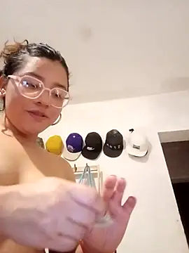 Vivi_Kvsh Chat XXX live