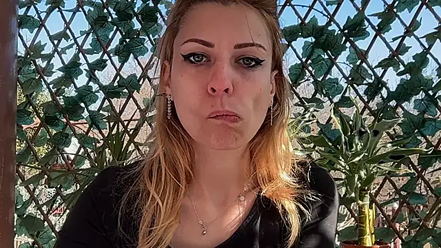 karo123421 – Live XXX-chat