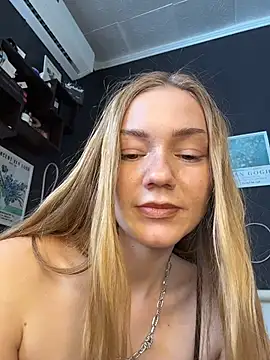 Živý XXX chat MilaMoone