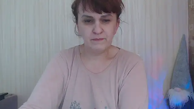 EverlastBlum Adlı Modelin Canlı XXX Sohbeti