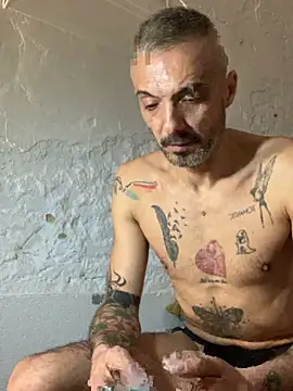 Italmanu85 Webcam Show