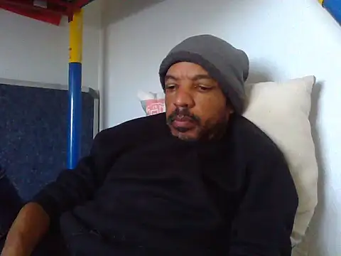 lavelle26 Adlı Modelin Canlı XXX Sohbeti