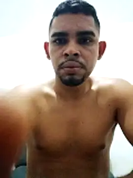 hugoafricano Webcam Show