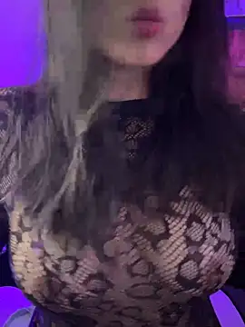 mahia_queen Chat XXX in diretta