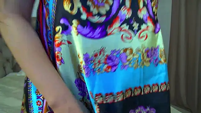 ElinaBelluccin Live XXX chat