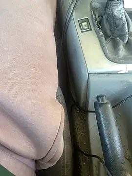 Romashka_1: διαδικτυακό σόου στην κάμερα