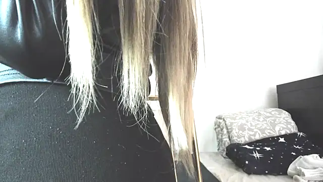 Sembang XXX Secara Langsung CristalDivine