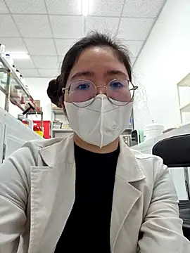 HinaLovely Webcam Show