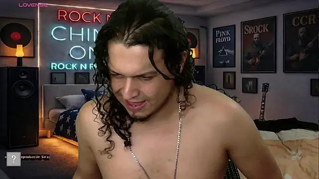 chino_roz's Live XXX Chat