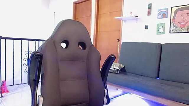 Czat XXX na żywo – harry_reems1