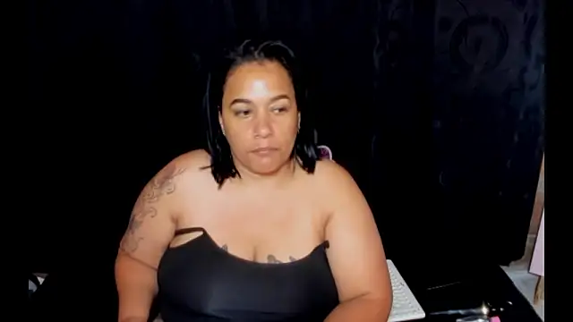 Chatroom XXX en direct de Sofie-Storm