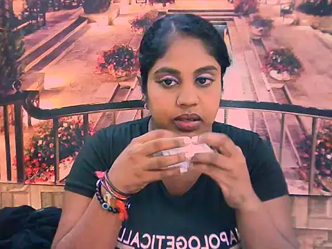 IndianDiva27: онлайн-секс-чат