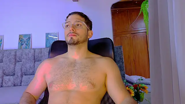 Chatroom XXX en direct de NICK_MOSS_