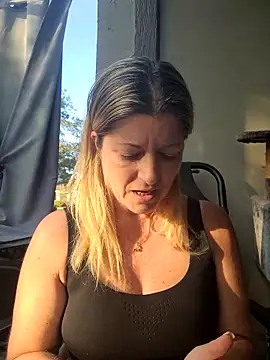 NikkiBlisss Chat XXX live