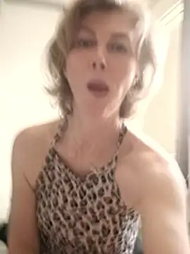 stellahere8's Live XXX Chat