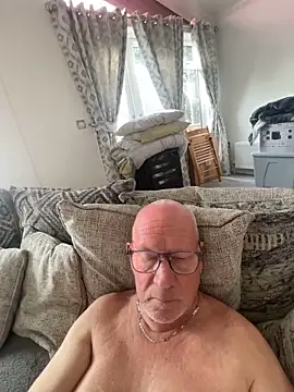 Show modela philefc na web-kameri