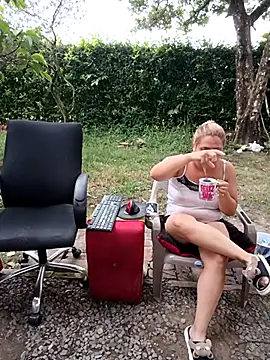 hotandfierylatinos2023's Live XXX Chat