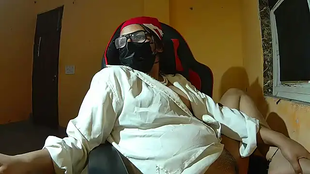 callmeshreyan Live XXX chat