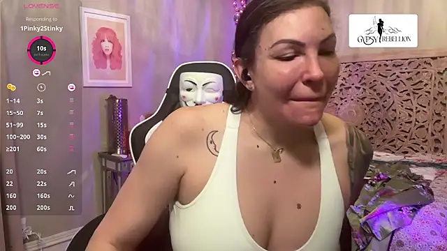 Gypsy_Rebellion's Live XXX Chat