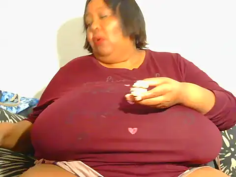 nancy111 Live XXX-Chat