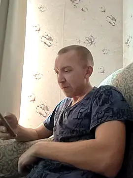 Chatroom XXX en direct de _uncle_Mitya-43_