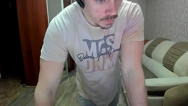 Czat XXX na żywo – AlansonofDaddy