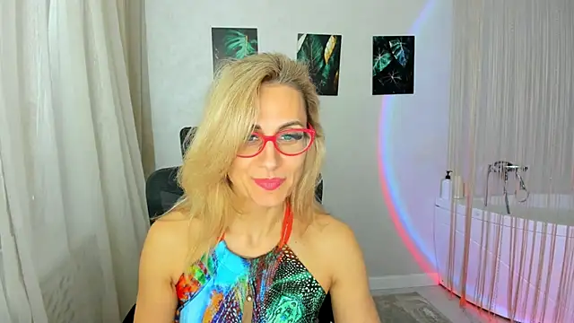 MuseOfStage's Live XXX Chat