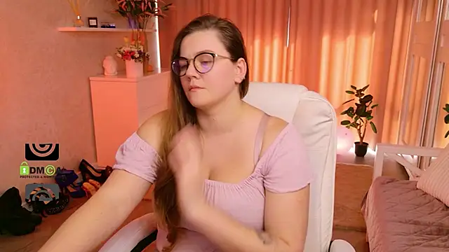 Živý XXX chat KellyKleine