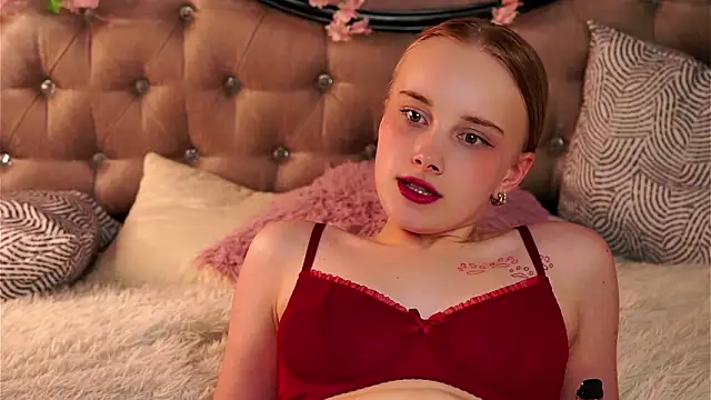 KirstinMcgeadyのウェブカメラショー