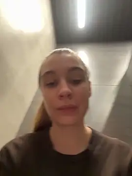 Chat XXX en directo de SashaCatt