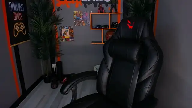 AnaMills: απευθείας συνομιλία ΧΧΧ