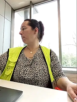 Chat +18 de bichota85 ao vivo