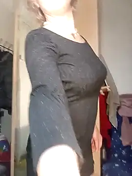 Chat XXX ao vivo de Conny_Shellie