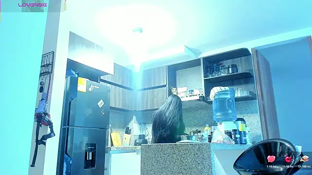 Bessie32's Live XXX Chat