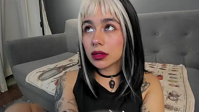 flower_smith_ live XXX chat