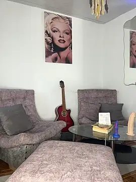 XXX chat uživo modela Mydreams69