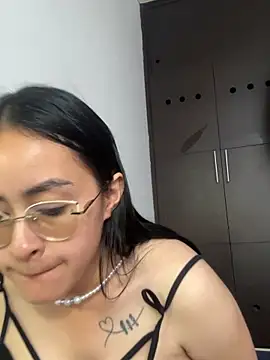 Anni_Rose: онлайн-секс-чат