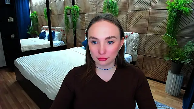 Chat XXX en directo de TrueReincarnation