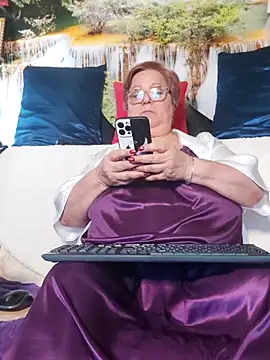 QueenPammy1's Live XXX Chat