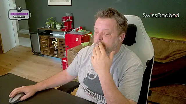 SwissDadbod's Webcam Show